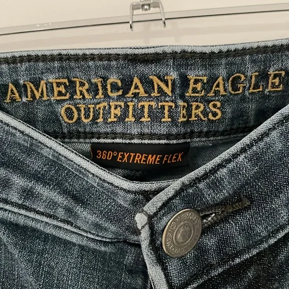 Men's Blue Jeans - Picture 3 of 5